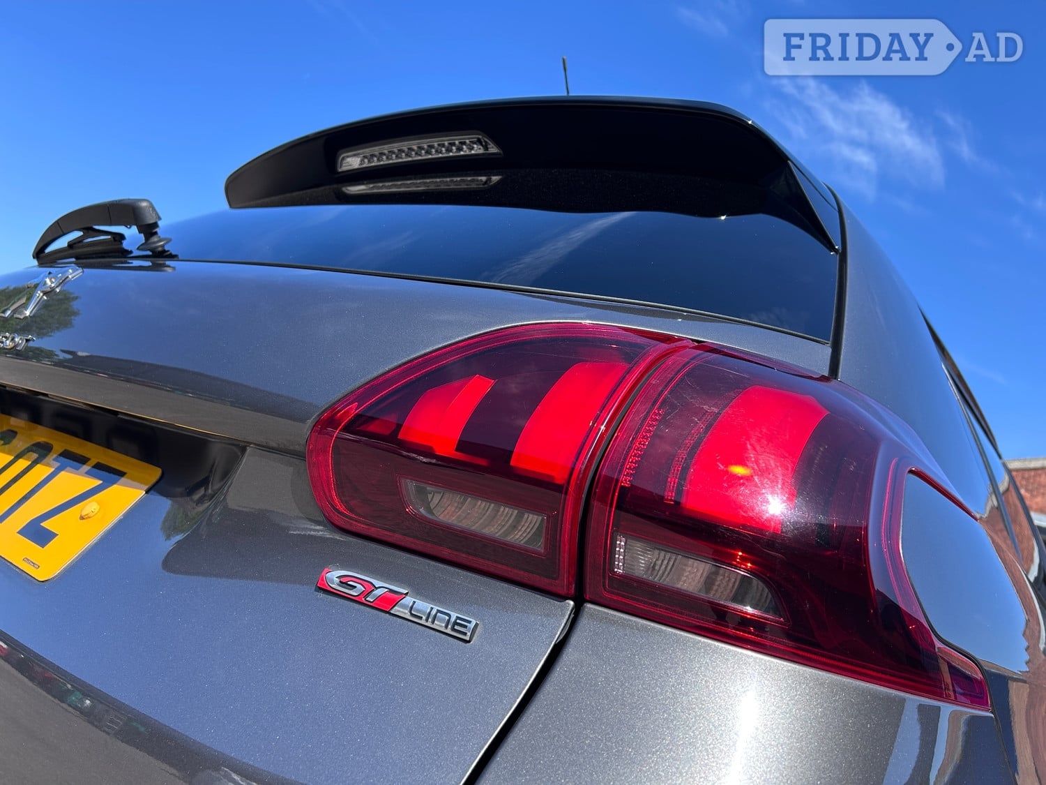 [ berth ]Peugeot 2008