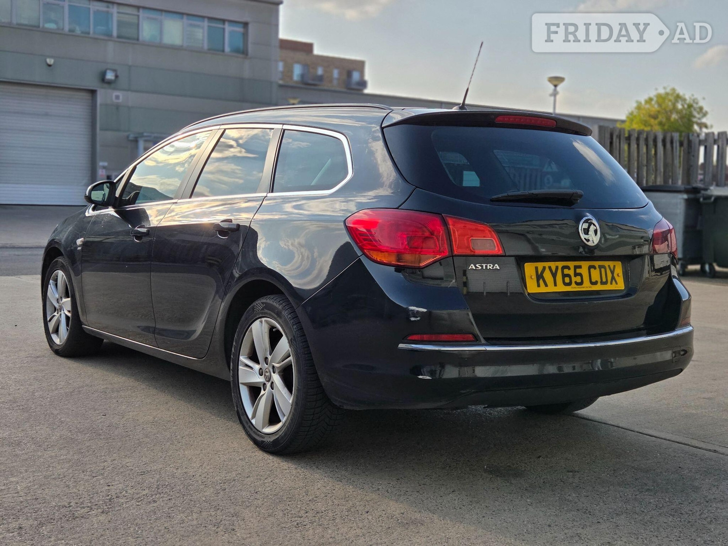 [ berth ]Vauxhall Astra