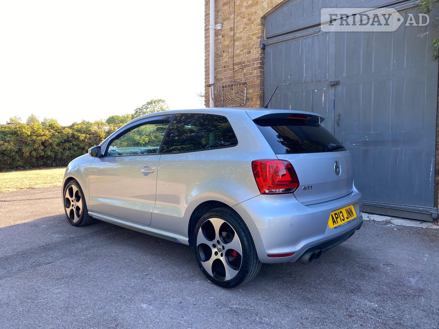 Volkswagen Polo 2013 - Cars in Uxbridge