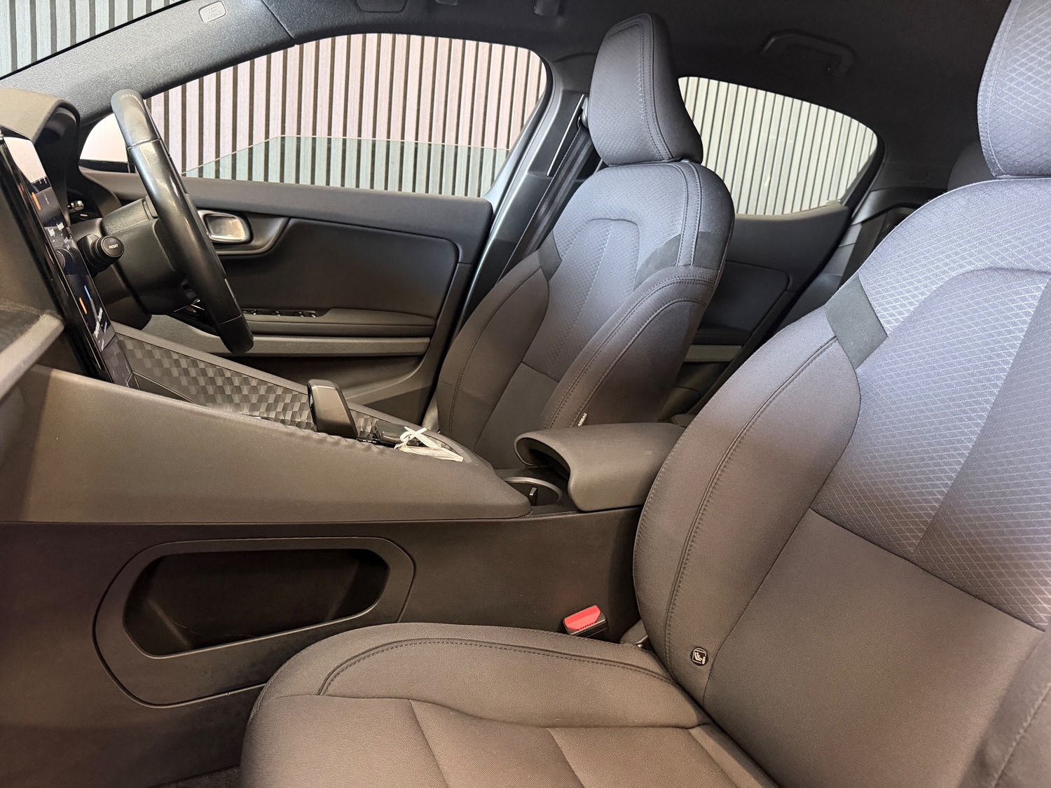 [ berth ]Polestar Polestar 2