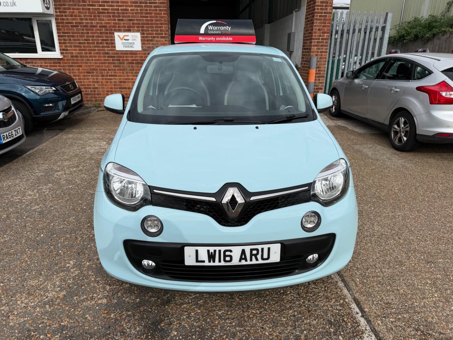 [ berth ]Renault Twingo