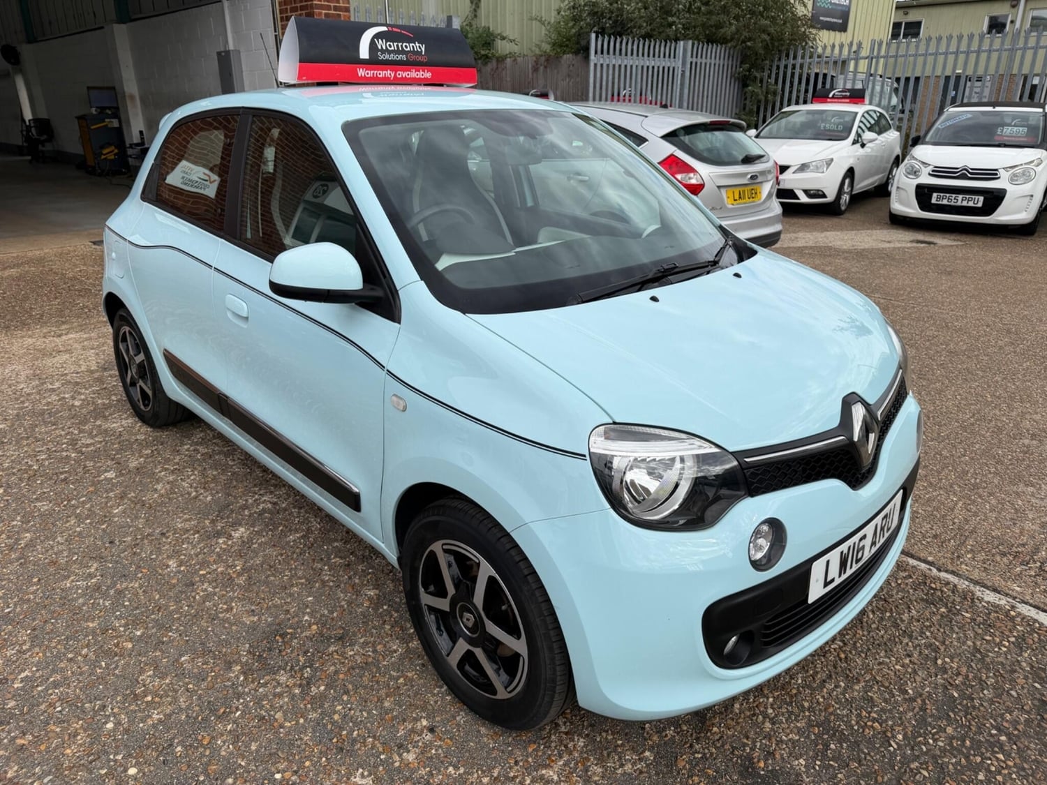 Renault Twingo 2016 - Cars in Tonbridge