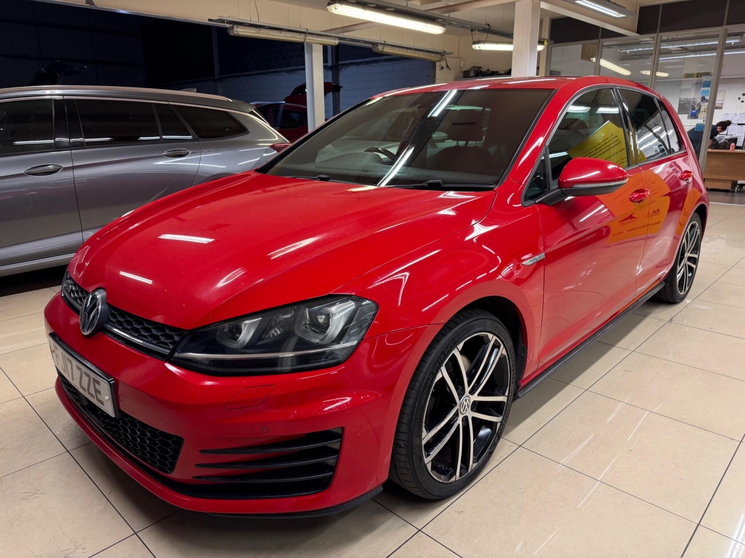 Volkswagen Golf 2017 - Cars in Rotherham