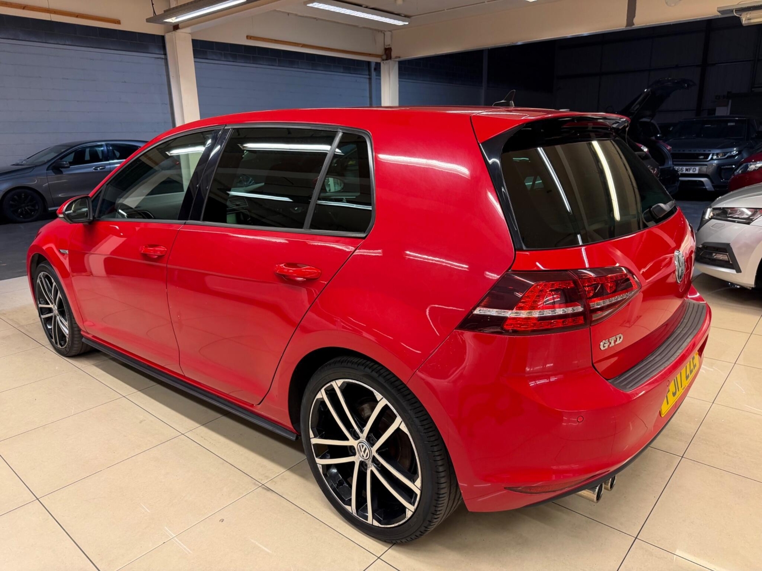 Volkswagen Golf 2017 - Cars