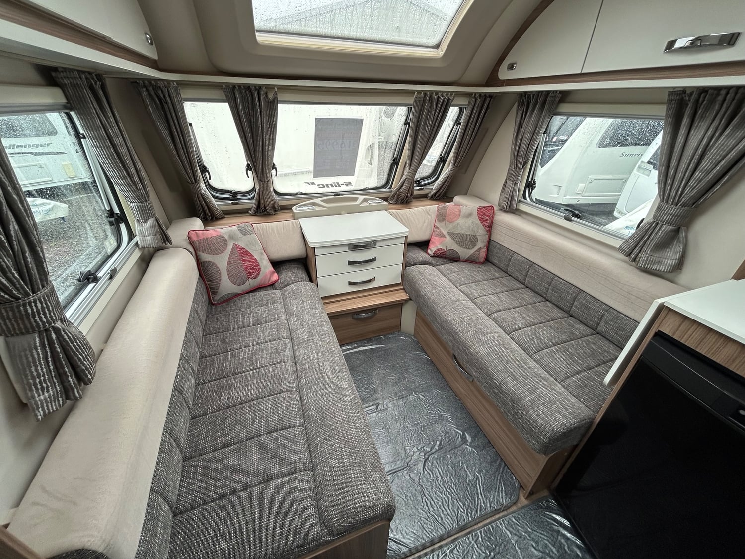 Swift S Line 560 2018 - Motorhomes & Caravans in Thirsk