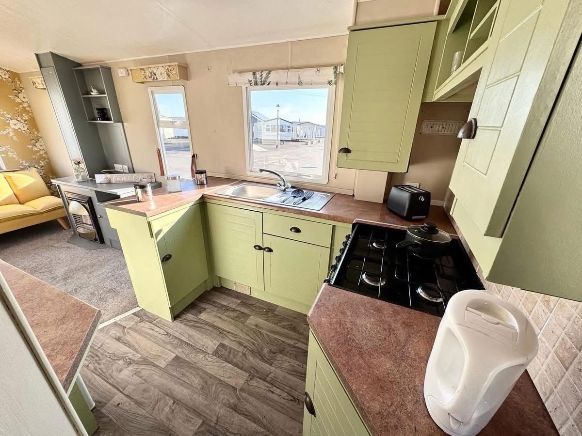 Clacton-On-Sea Atlas Mirage 2008 for sale