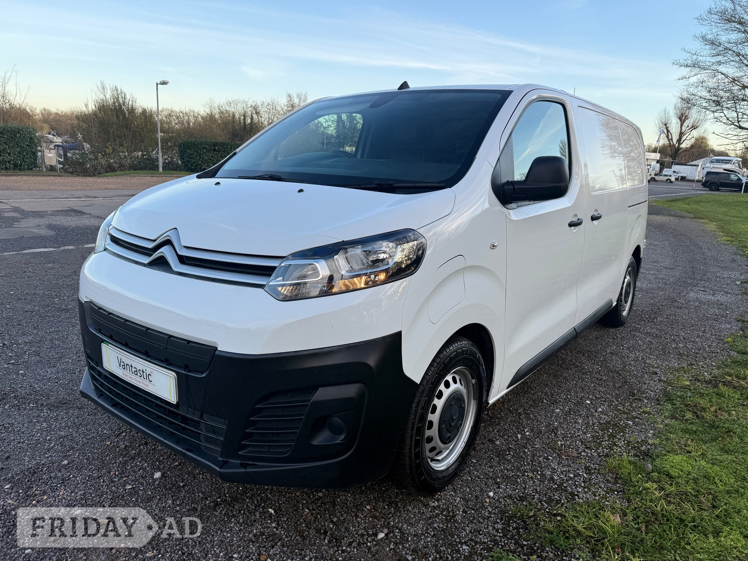 Citroen e-Dispatch 2022 - Vans & Commercial Vehicles