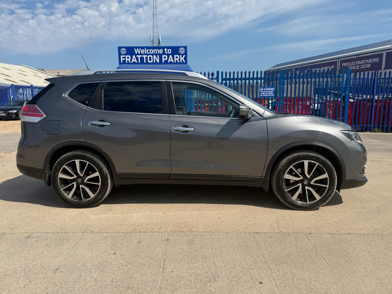 [ berth ]Nissan X-Trail