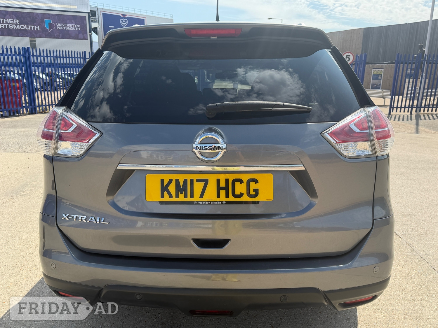 Nissan X-Trail 2017 - Cars in Portsmouth