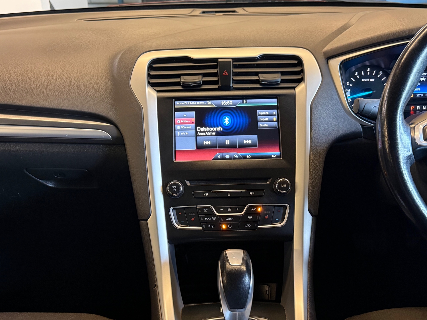 Ford Mondeo 2015 - Cars in Hillingdon