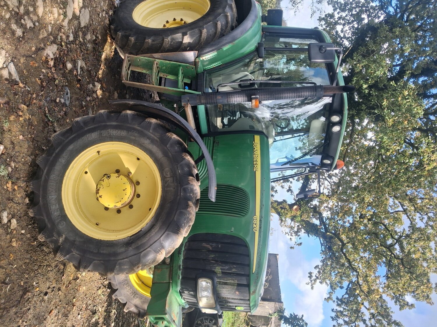 [ berth ]John Deere 6820