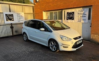 Ford S-Max 2012