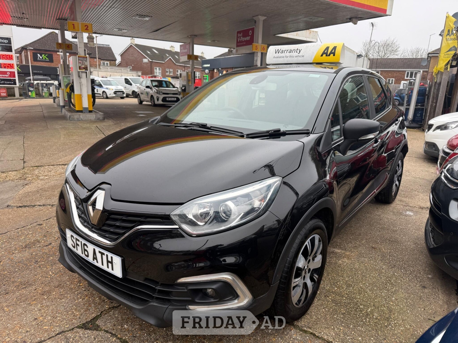 [ berth ]Renault Captur