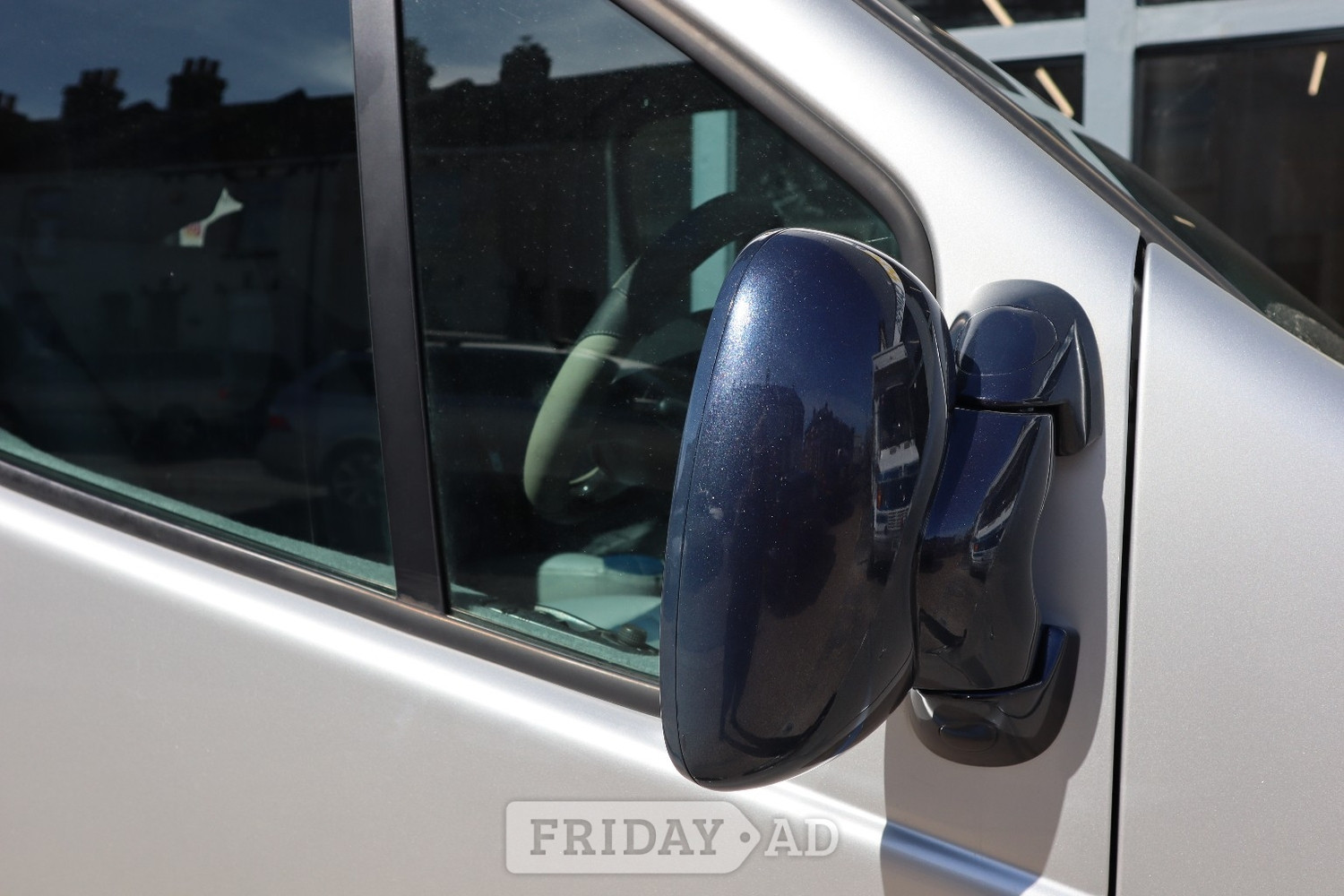 [ berth ]Renault Trafic