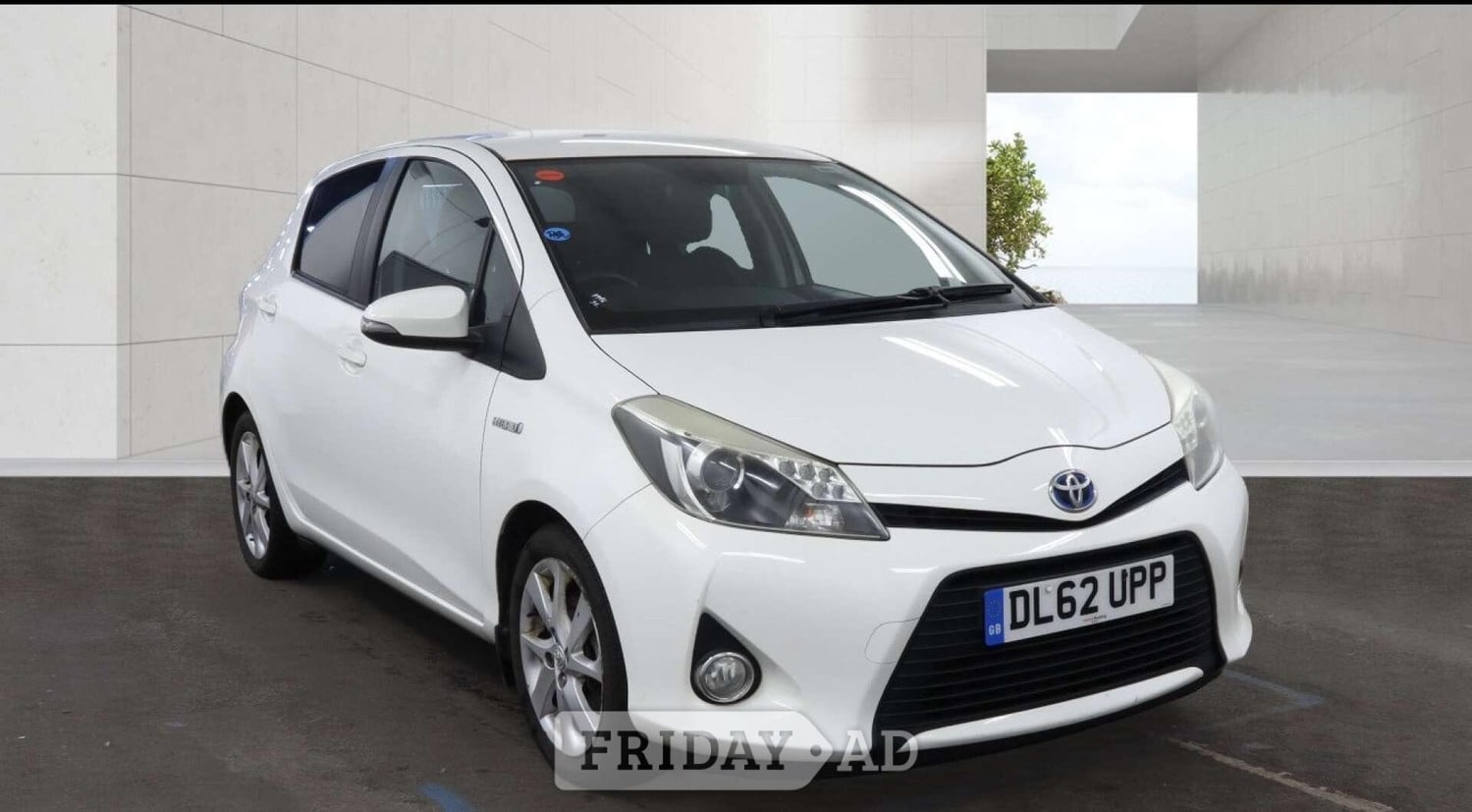 Toyota Yaris 2012 in Uxbridge