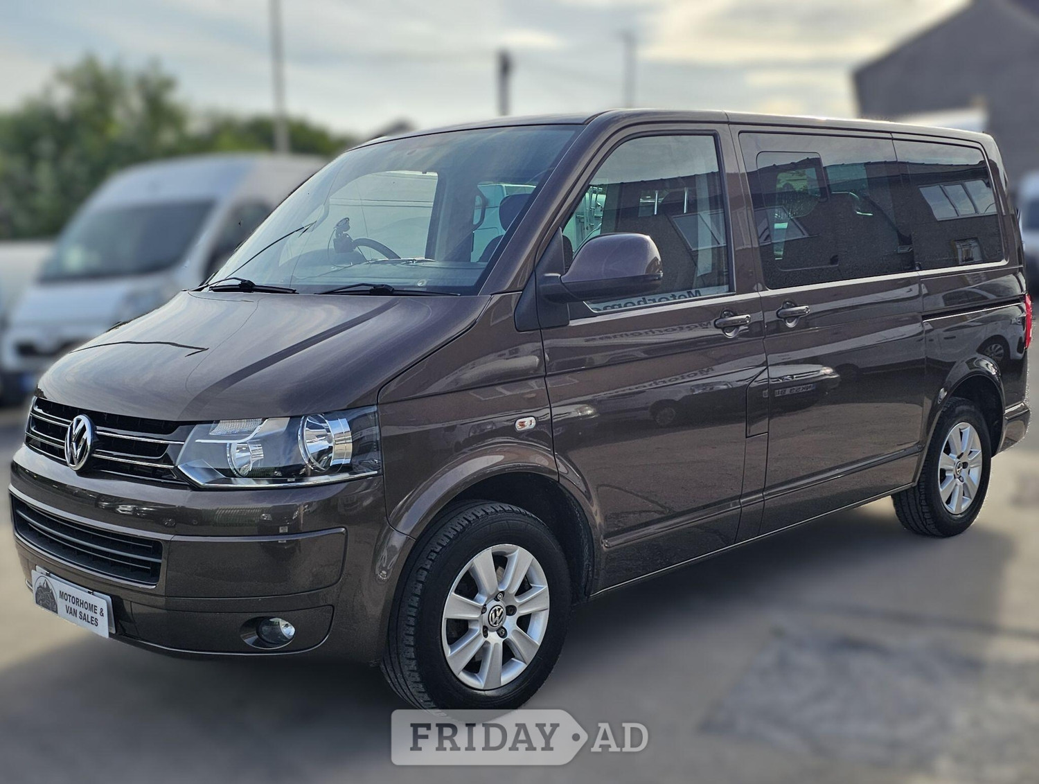 VW (Volkswagen) Caravelle SE T5.1 AUTOMATIC 2 Berth Camper Van 2.0TDI 140 DSG 2012 for sale - Motorhomes & Caravans in Halifax