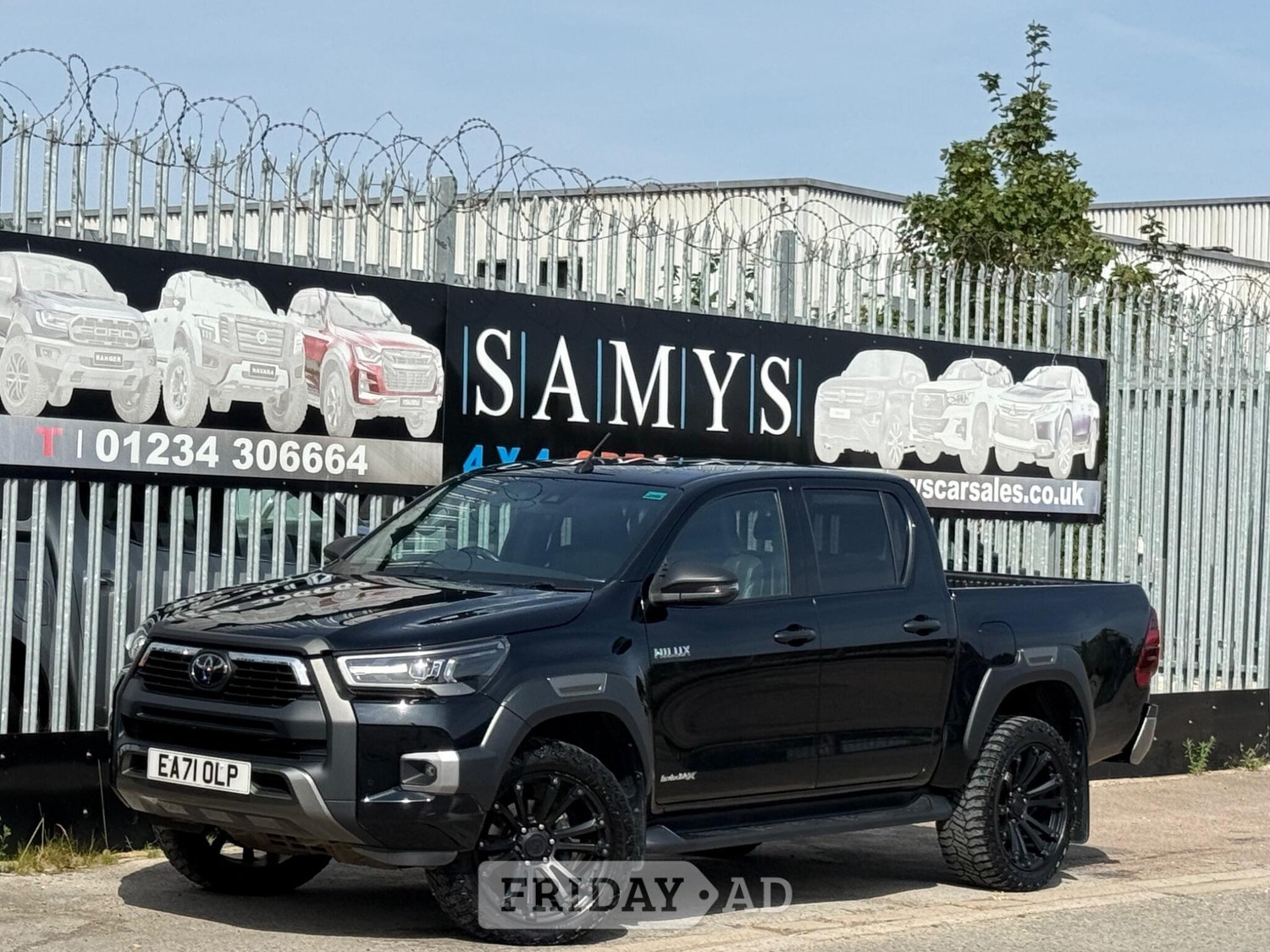 Toyota Hilux 2021 in Bedford