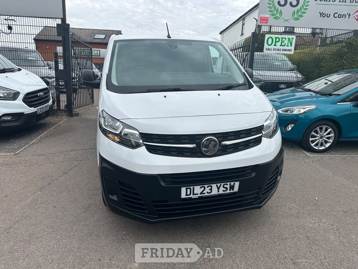 Vauxhall Vivaro Dunstable