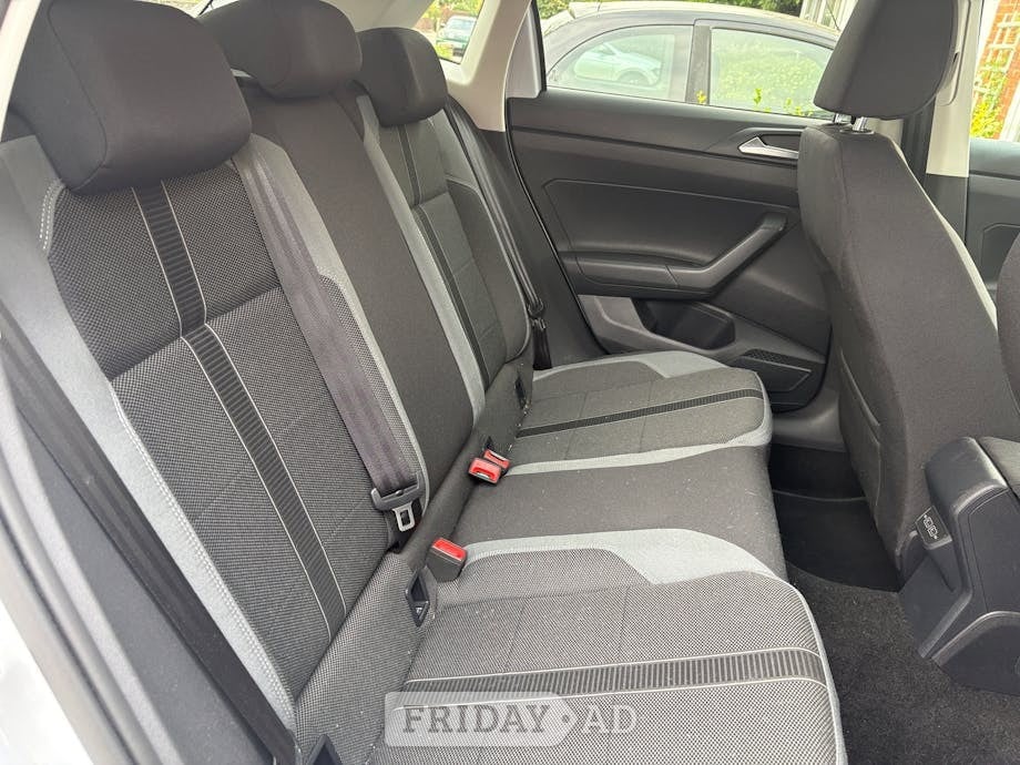 Volkswagen Polo 2019 - Cars