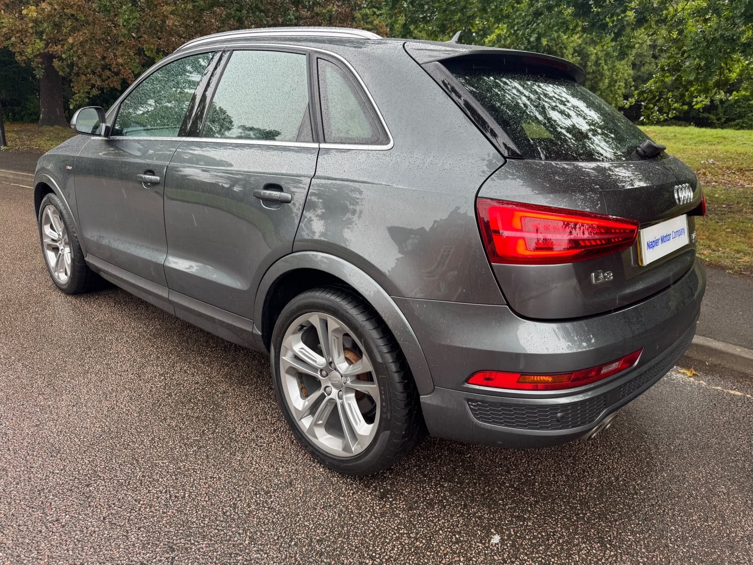 Audi Q3 2017 - Cars