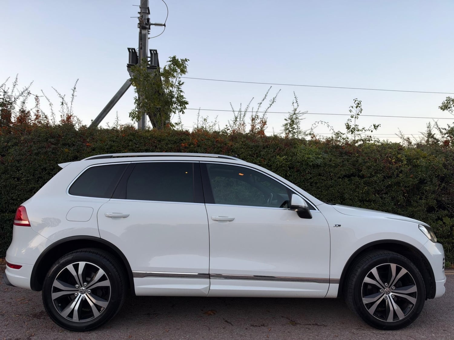 Volkswagen Touareg 2013 - Cars in Swindon