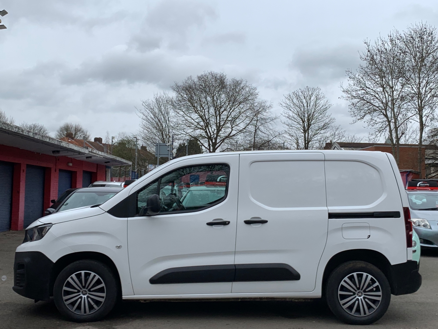 Peugeot Partner 2019 - Vans & Commercial Vehicles in Brent