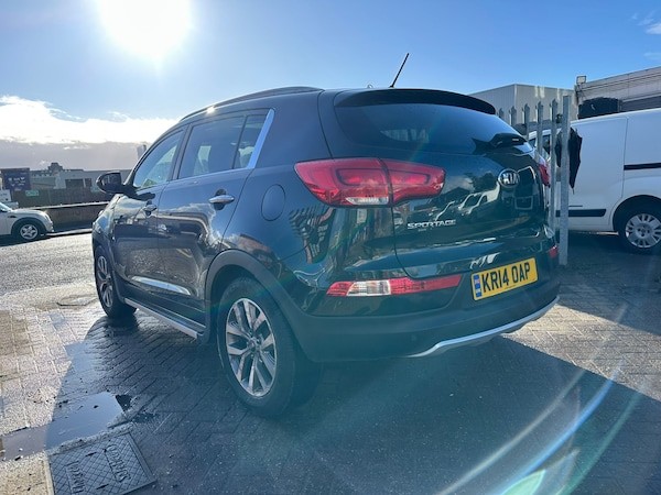 [ berth ]Kia Sportage