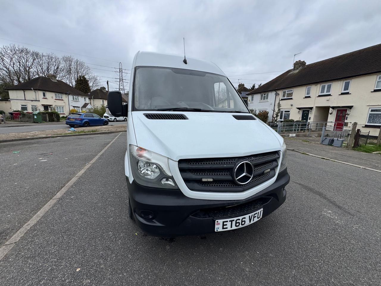 Mercedes-Benz Sprinter Slough