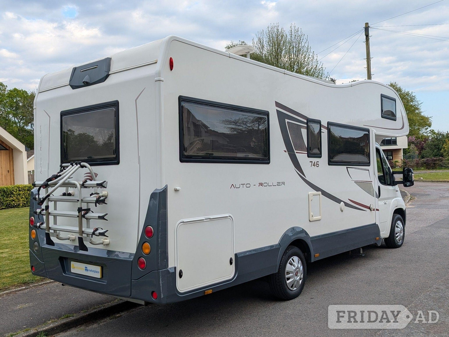 Roller Team Auto-Roller 746 2019 for sale - Motorhomes & Caravans