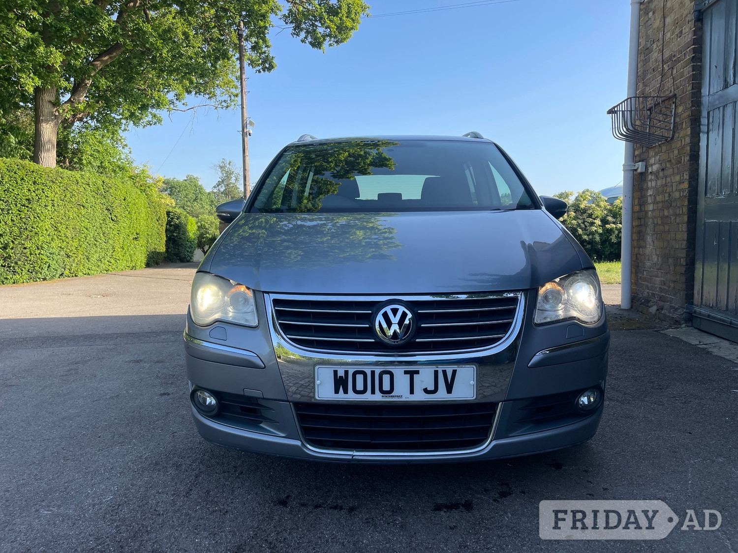 [ berth ]Volkswagen Touran