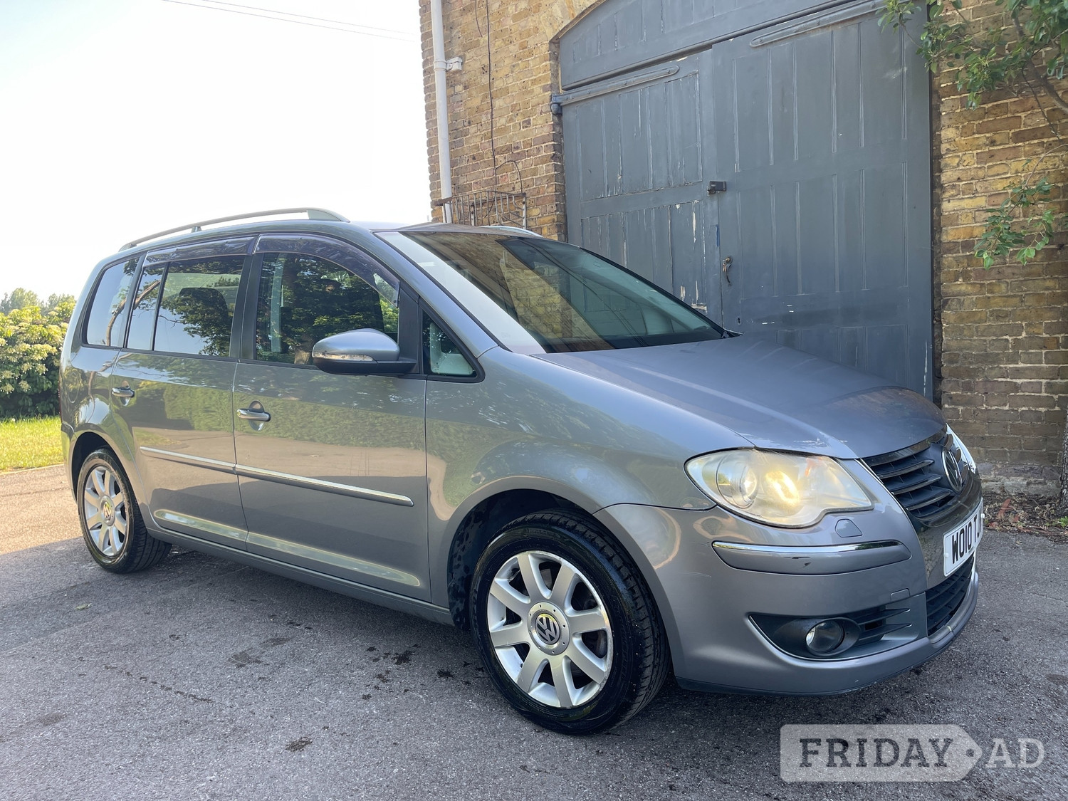 Volkswagen Touran 2020 in Uxbridge