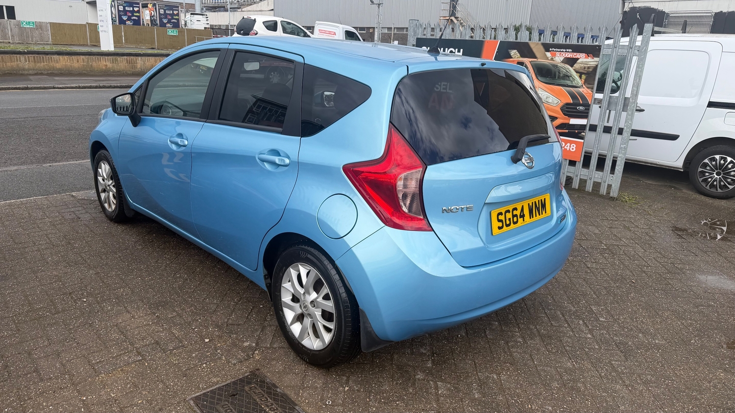 [ berth ]Nissan Note