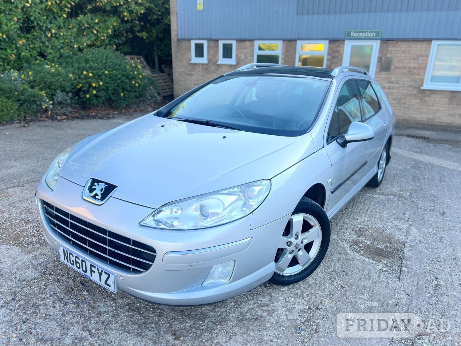 [ berth ]Peugeot 407 SW