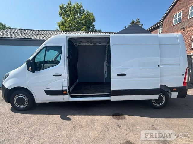 [ berth ]Vauxhall Movano