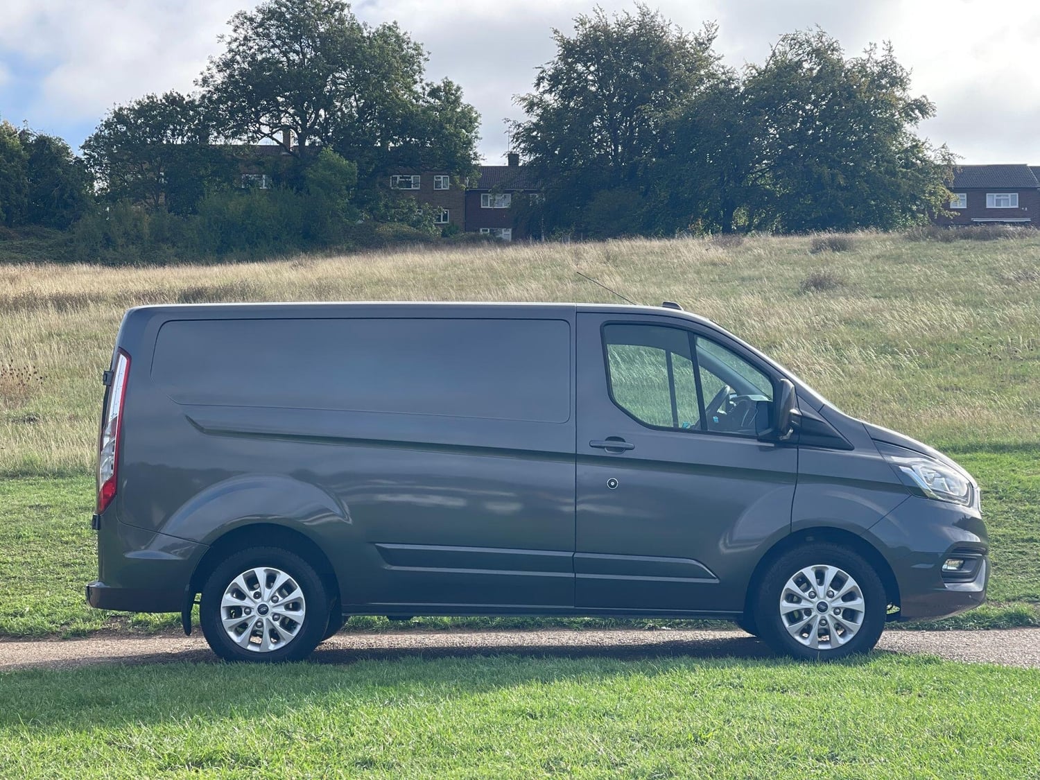 Ford Transit Custom 2020 - Vans & Commercial Vehicles in Hemel Hempstead