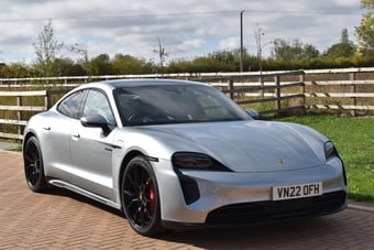 Porsche Taycan 2022
