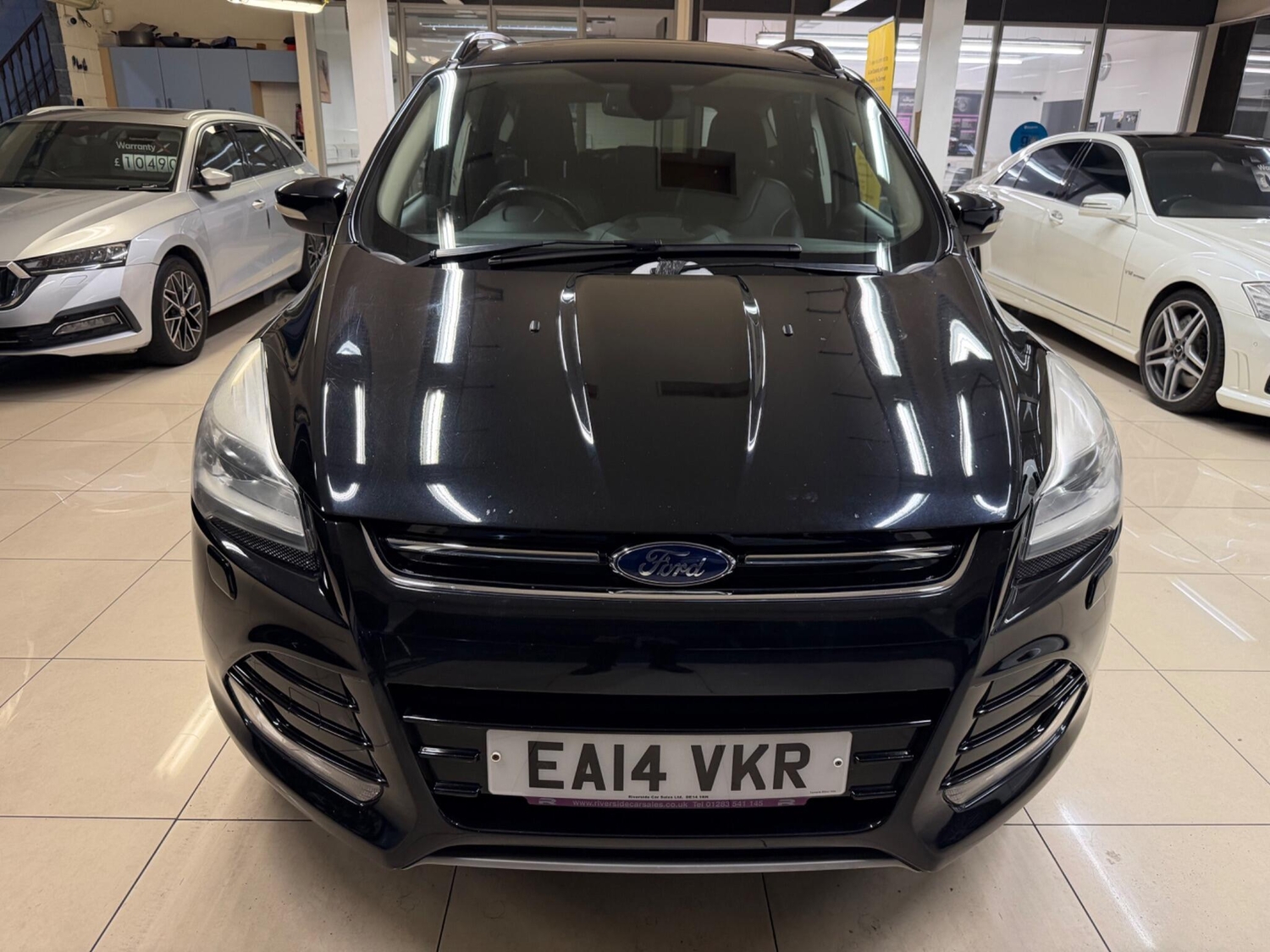 [ berth ]Ford Kuga