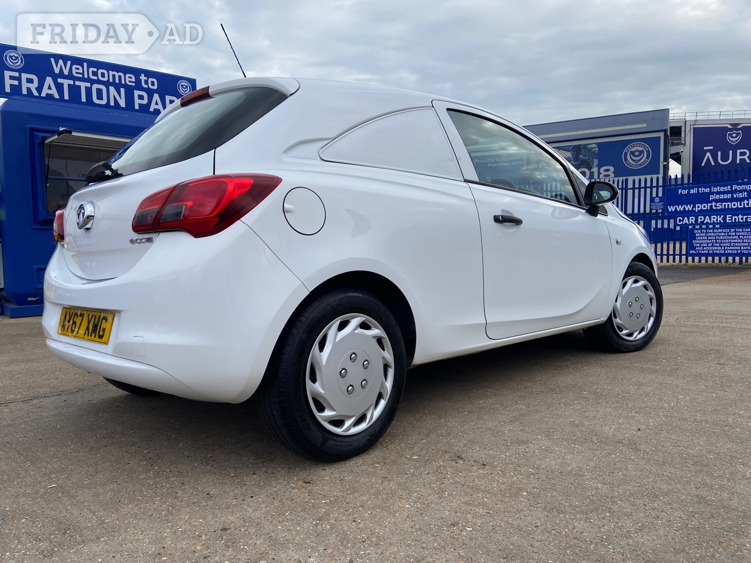 [ berth ]Vauxhall Corsa Van