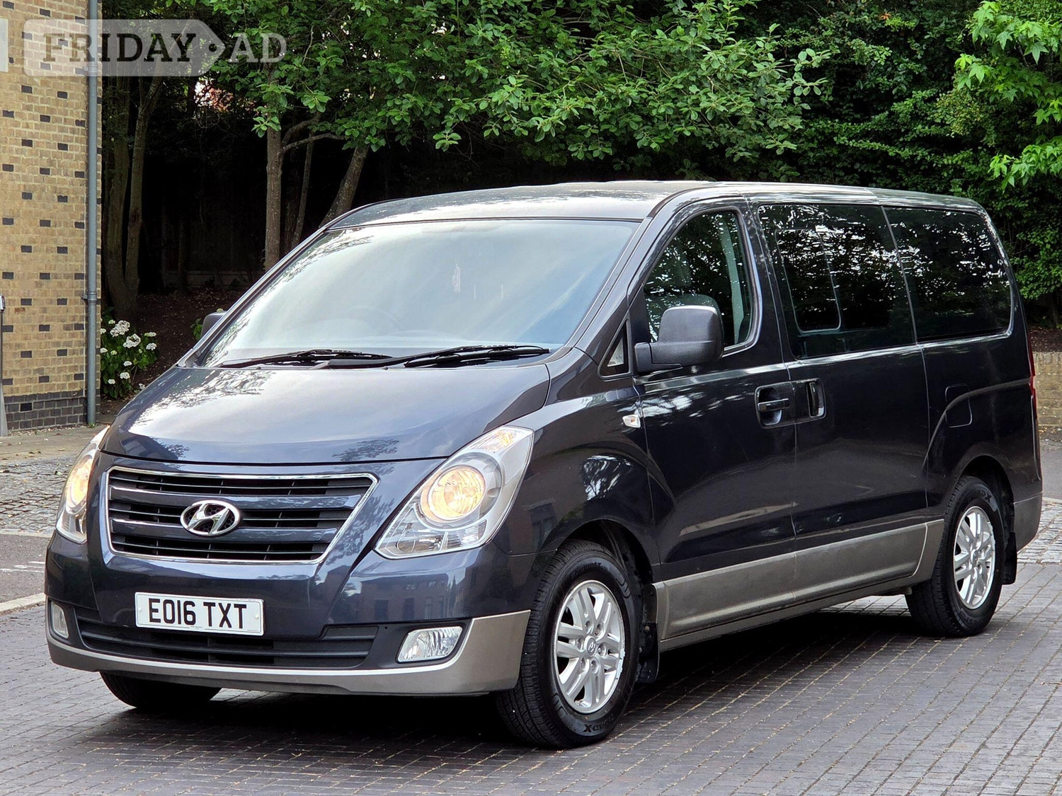 [ berth ]Hyundai i800