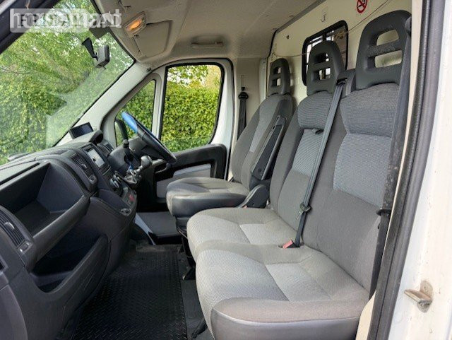 Mainline Elite XL Peugeot Boxer Horsebox - Trailers & Horseboxes