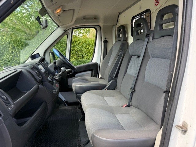 Mainline Elite XL Peugeot Boxer Horsebox - Trailers & Horseboxes