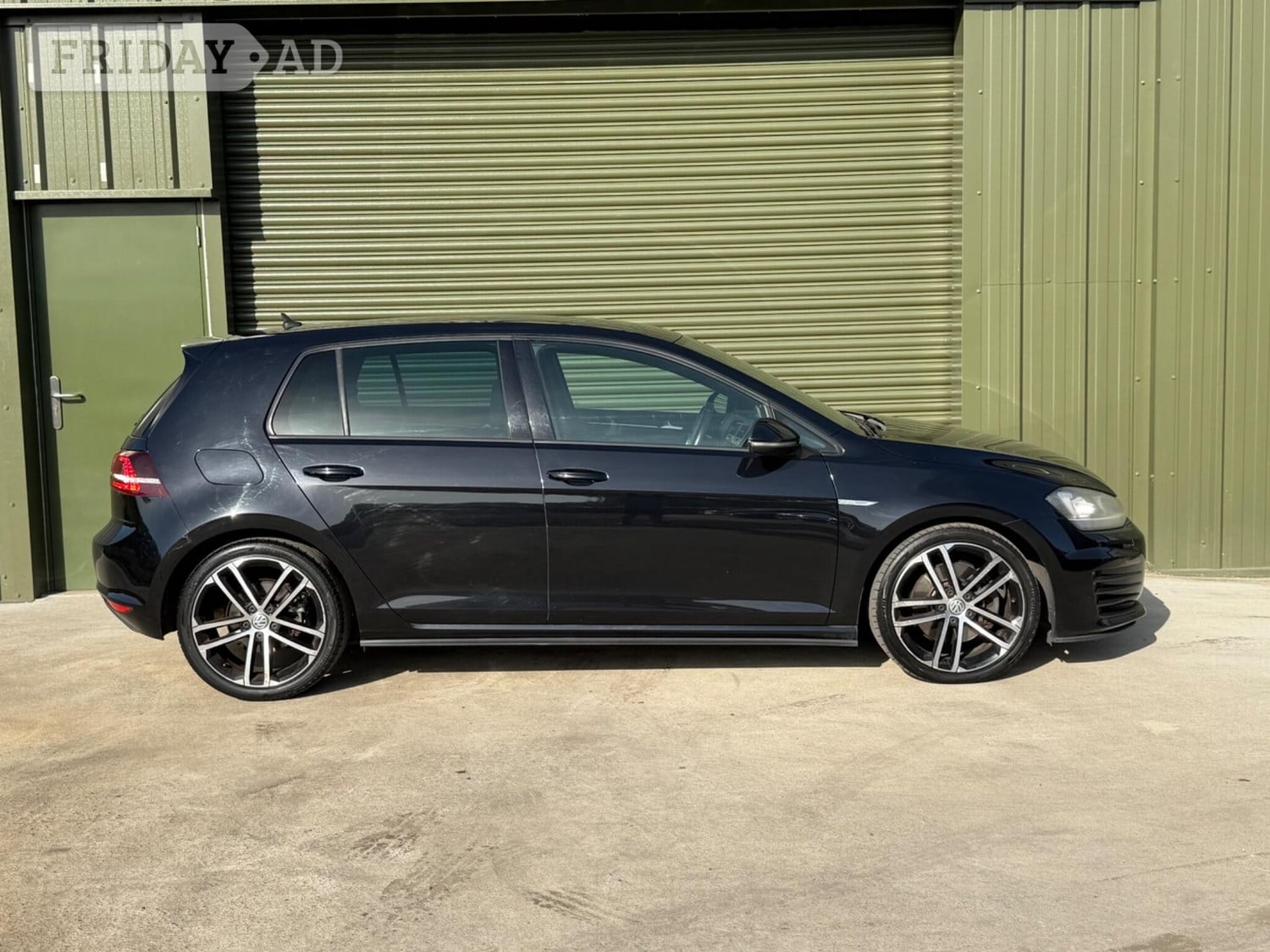 [ berth ]Volkswagen Golf