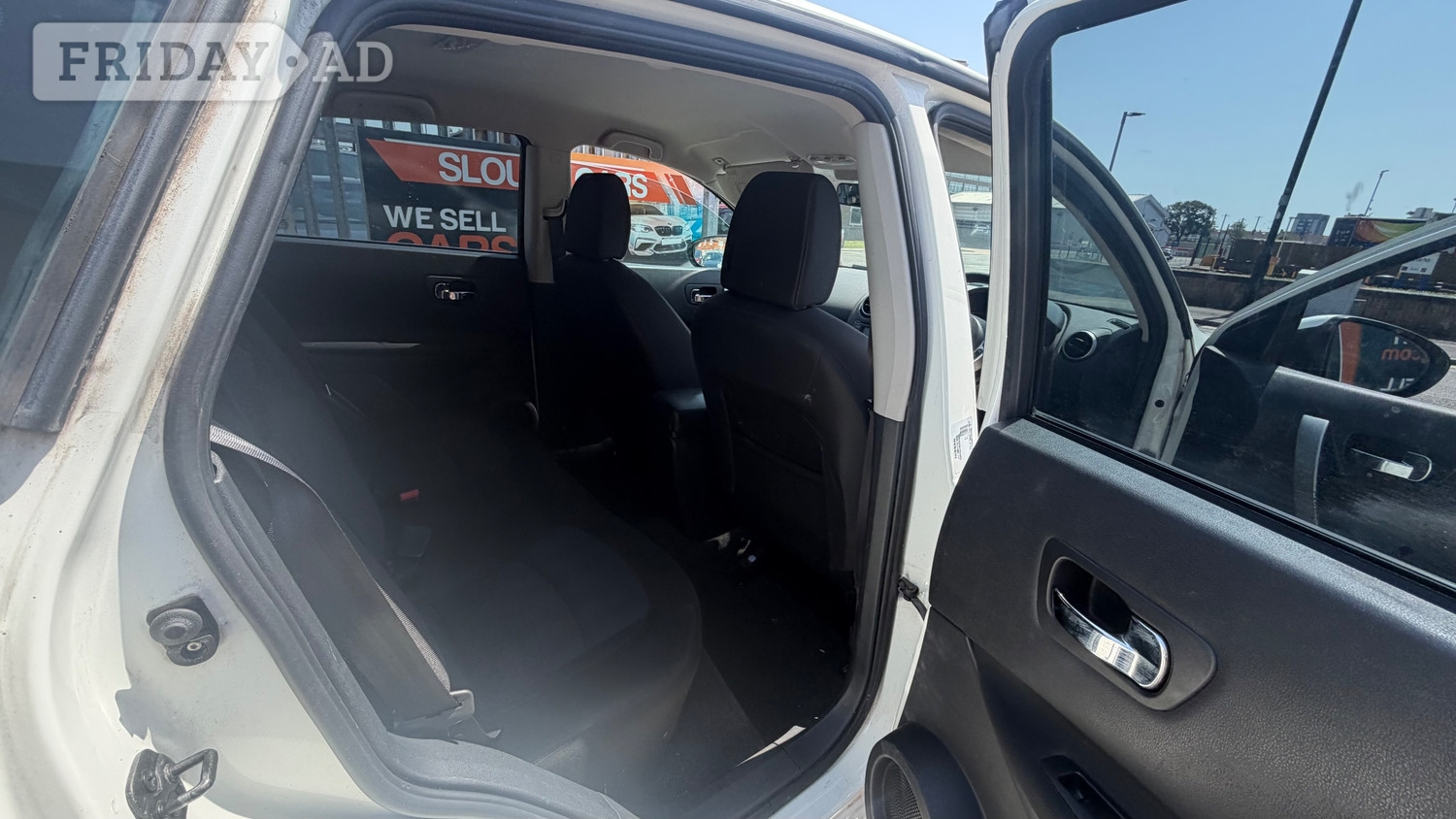 Nissan Qashqai 2011 - Cars