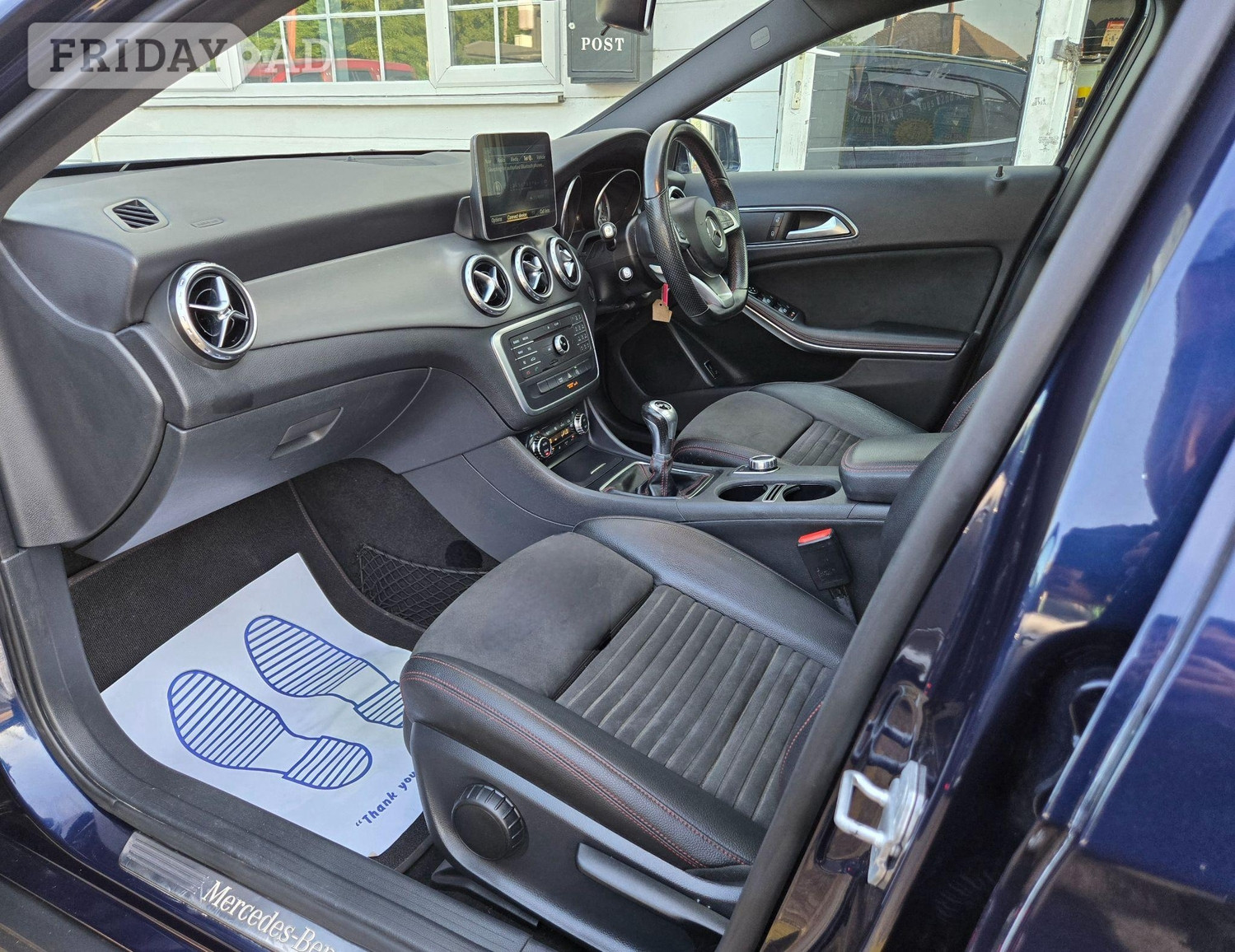 [ berth ]Mercedes-Benz GLA