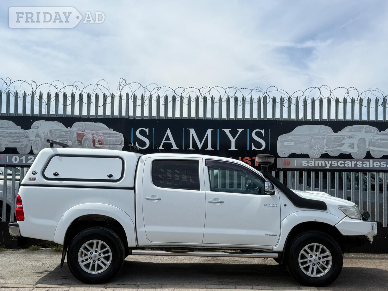 [ berth ]Toyota Hilux