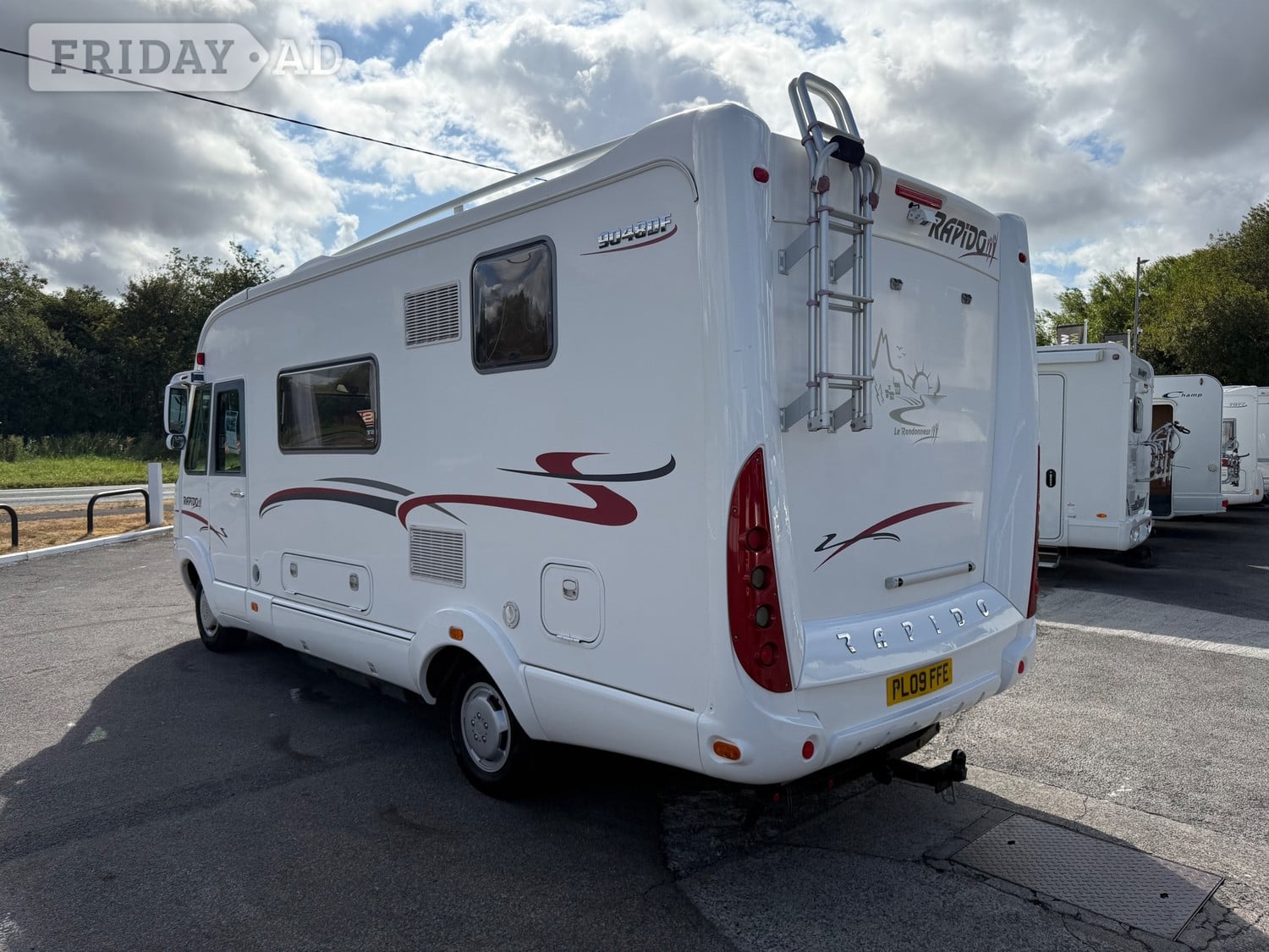 [ berth ]Rapido Le Randonneur 9048 DF