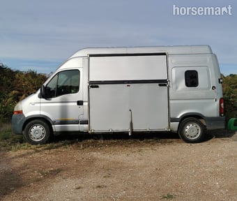 Burley Horseboxes  Renault Trucks Horsebox