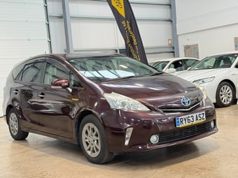 Toyota 7 Seat Prius 2014