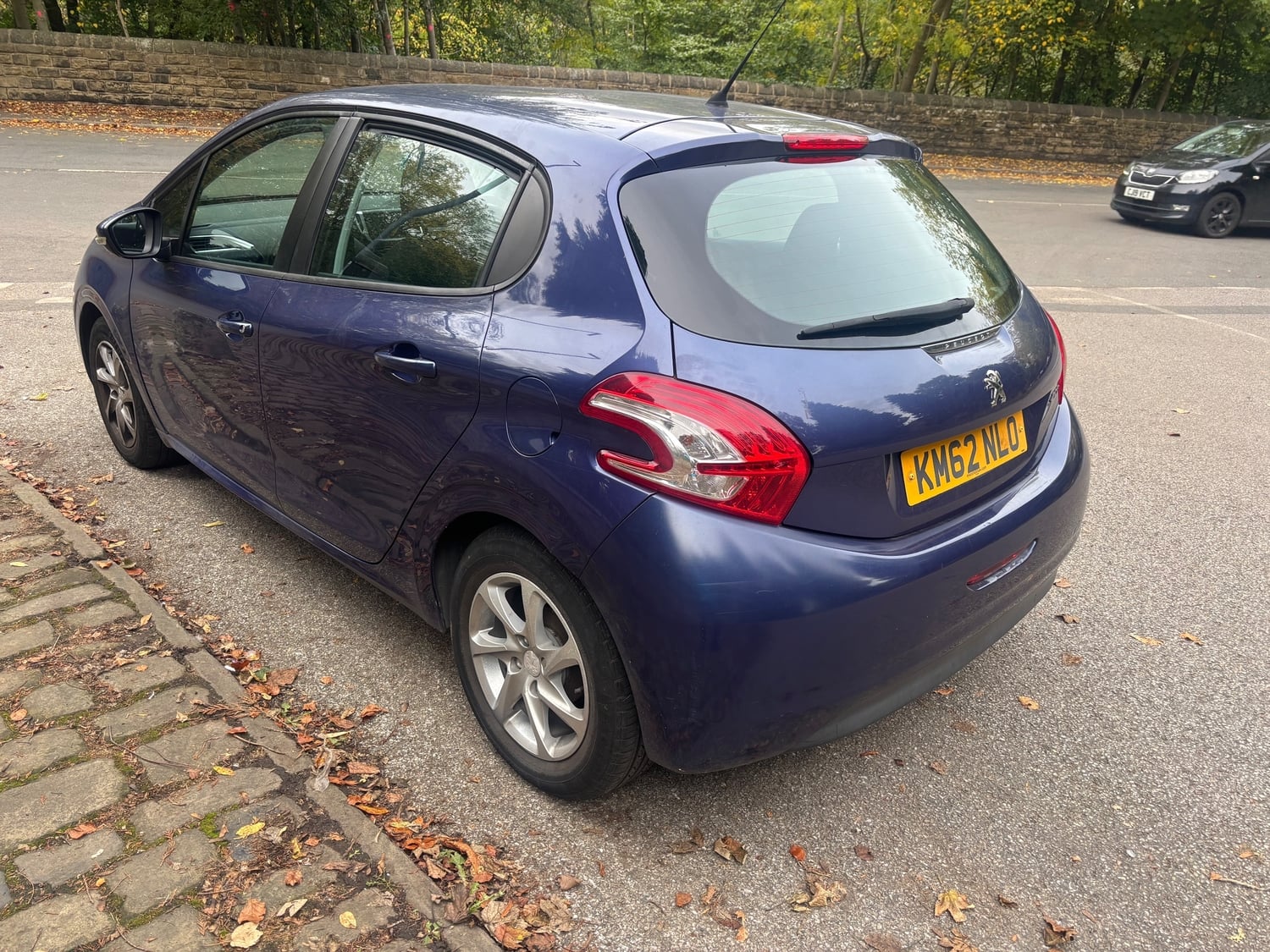 Peugeot 208 2012 - Cars