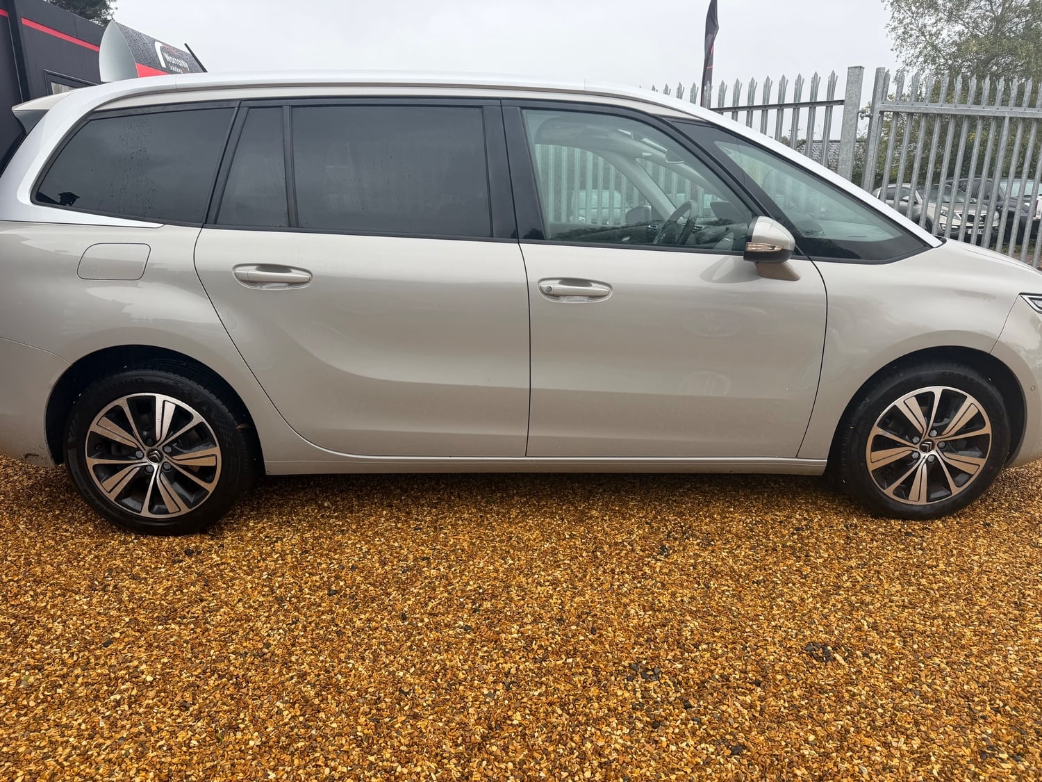 Citroen Grand C4 Picasso 2018 - Cars in Ferndown